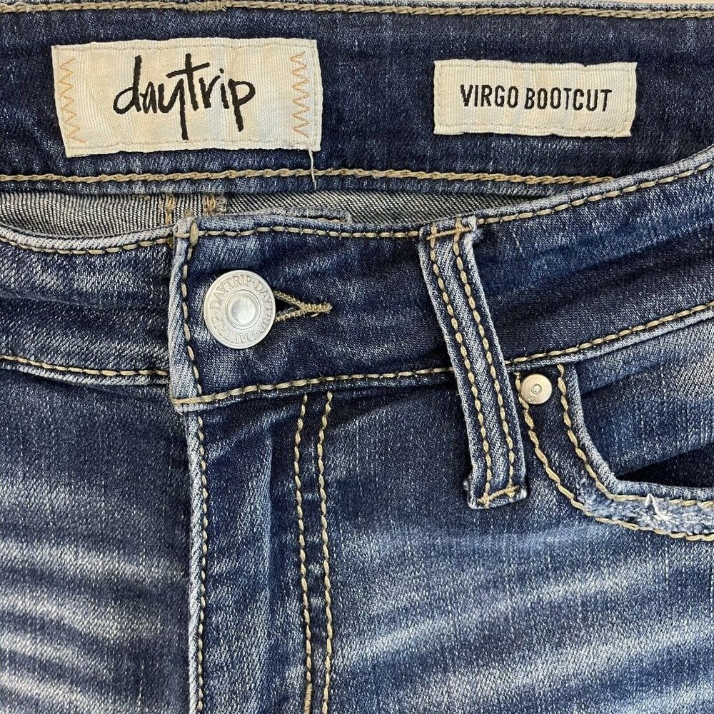 Daytrip Virgo Bootcut Jeans Size 28 - Picture 8 of 10